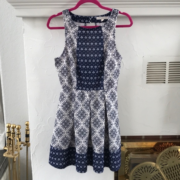 Rewind blue/white pattern sleeveless dress - Picture 1 of 5